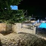 Malvazios Villas Family Apartment With View * Githio