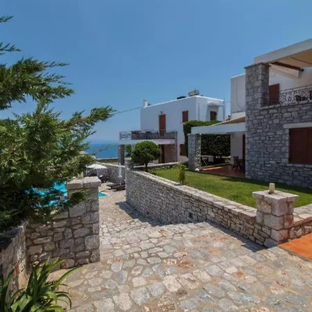 Malvazios Family With View Apartament