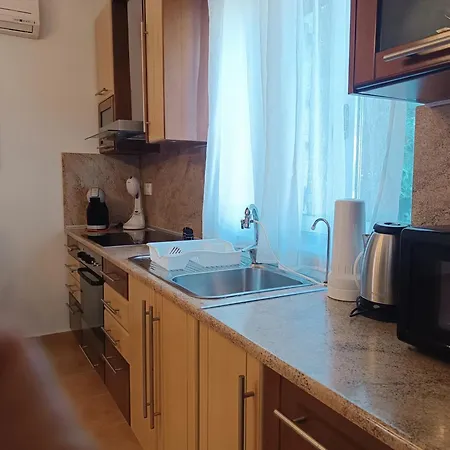 Malvazios #8