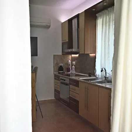 Malvazios #8 * Gytheio