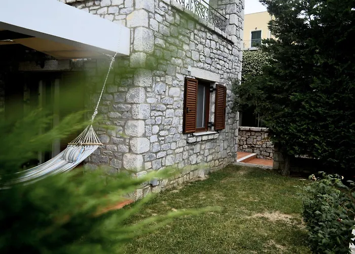 Malvazios #8 Apartment