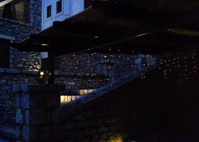 Malvazios #8 아파트 기티오